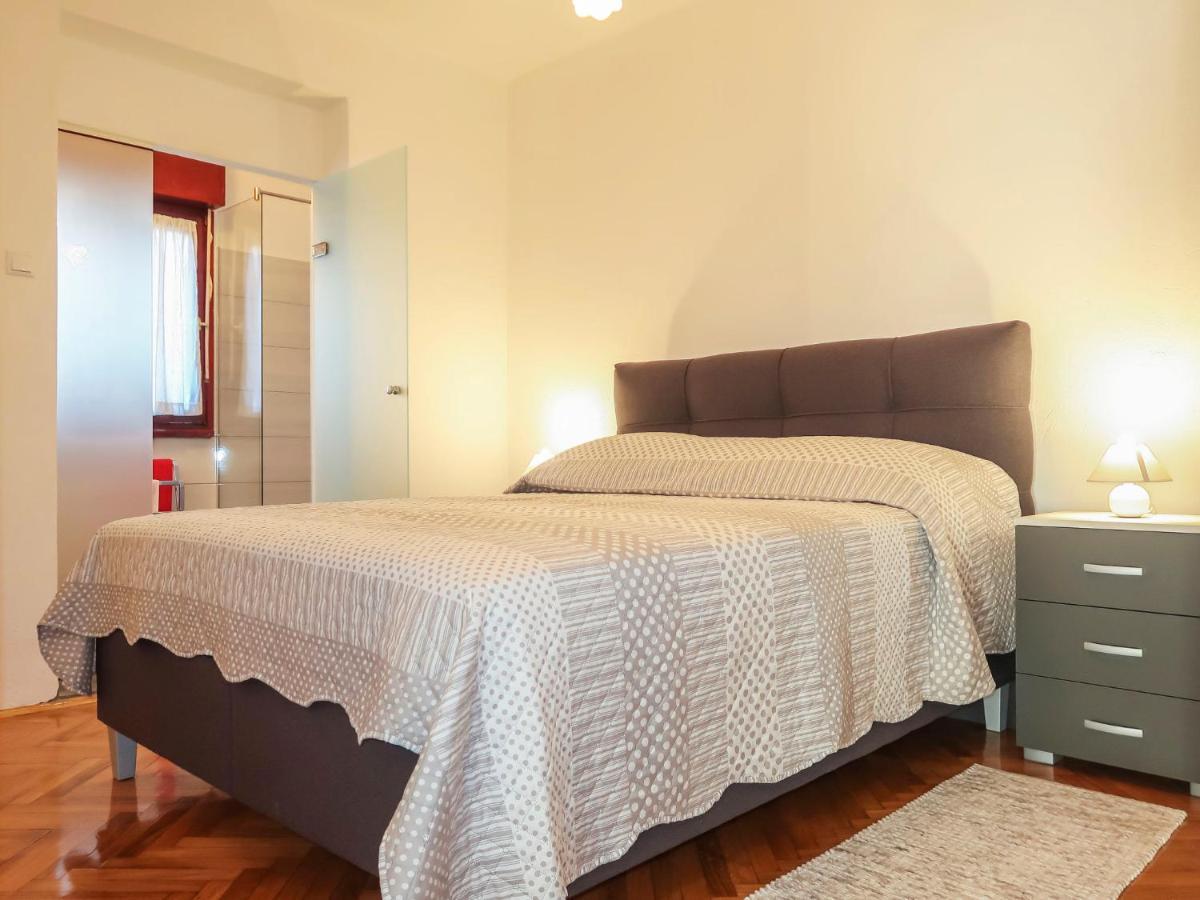Apartment Vesna - Put106 By Interhome *